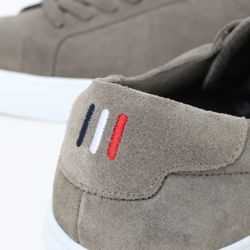 Les sneakers on sale
